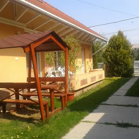 Διαμέρισμα Tulipan Vendeghaz