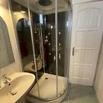 شقة Tulipan Vendeghaz