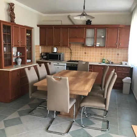 Tulipan Vendeghaz Daire Hajdúszoboszló