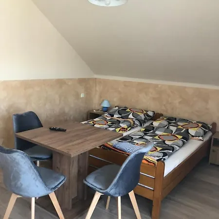 Tulipan Vendeghaz * Hajdúszoboszló