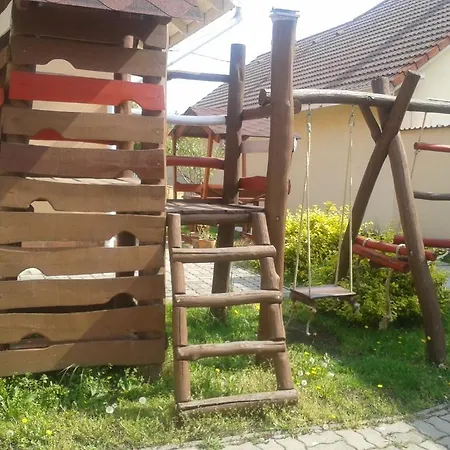 Tulipan Vendeghaz * Hajdúszoboszló